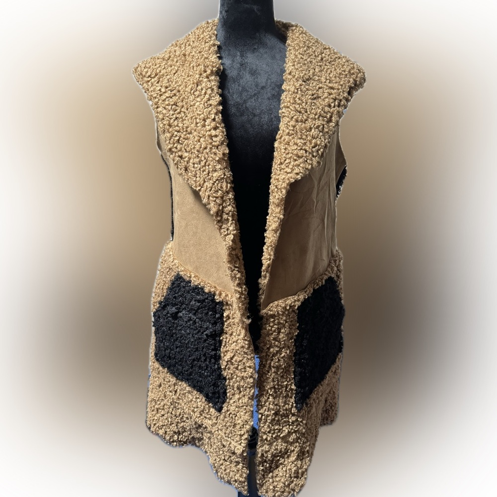 Kaktus Camel and Black Suede and Faux Wool Textured Sleeveless Vest
